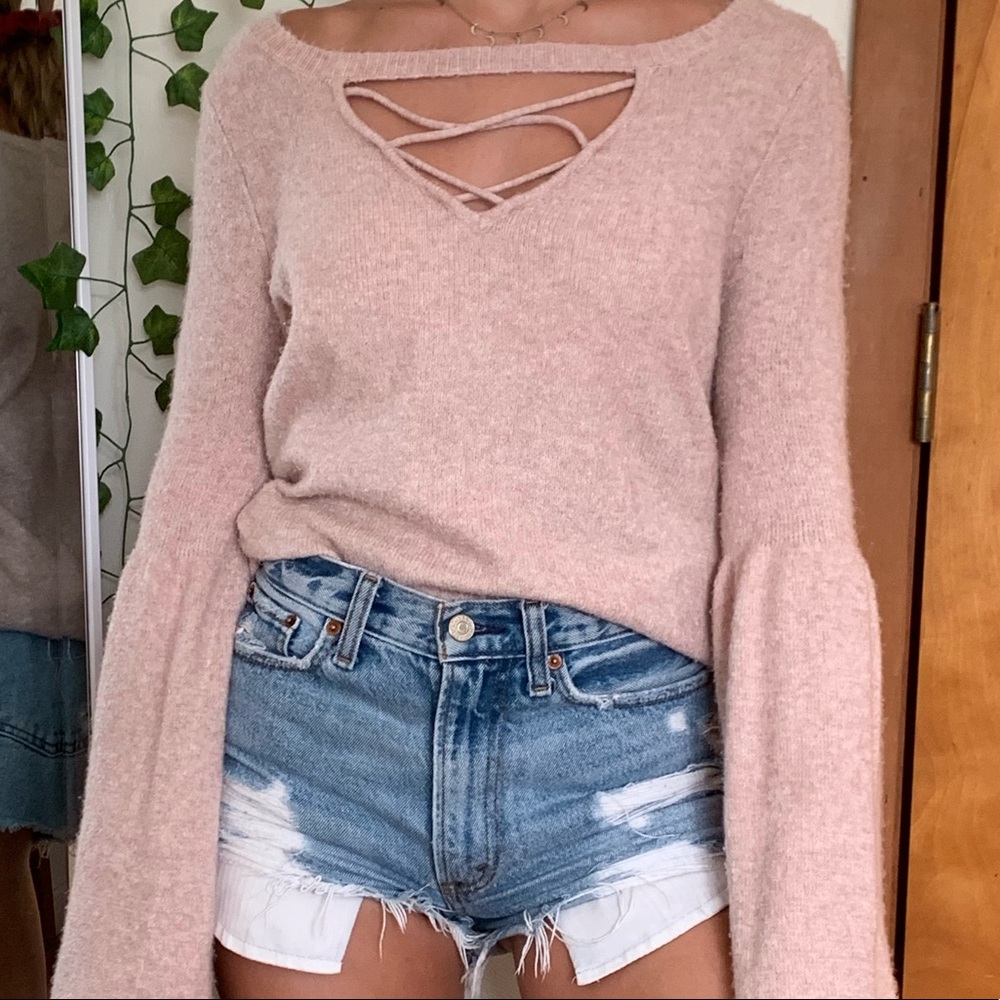 Blush American Eagle sweater